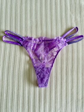 Victoria’s Secret Very Sexy Double Shine Strap Thong